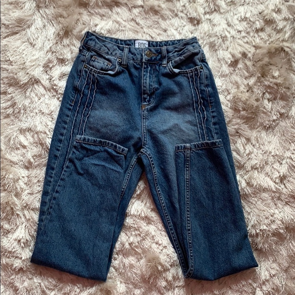 BDG Mom jeans with Stripped detail